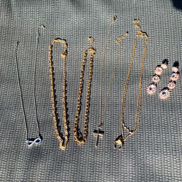 Jewelry Set - Picture 2 of 3